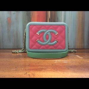 CHANEL Multicolored Vanity Case w/ Chain Filigree